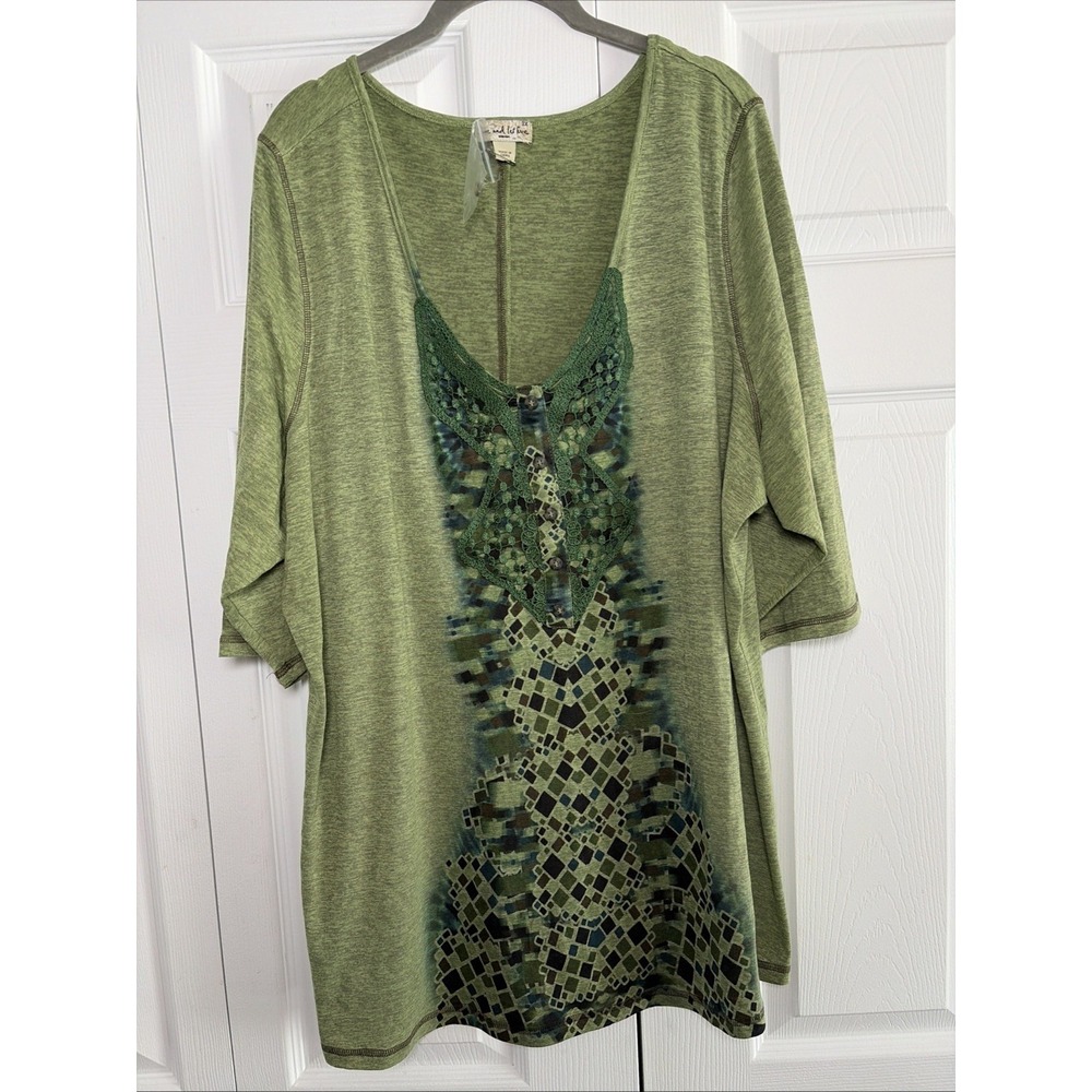 Live and Let Live Boho Crochet V-Neck Top Womens Size 3X Green Geometric